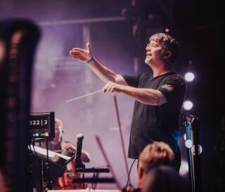 Honoured to conduct a couple of @ministryofsoundclassical shows at @warwickcastleofficial and Inverness. Keeping the seat warm for @david_mahoney 🙏🏻. Immaculately crafted set from @tom_player_music 🔥. Outstanding musicianship by the Scottish Concert Orchestra and the London Concert Orchestra, both led by @jonathanhillviolin 🎻. Love to the @rglivetickets team for all their support: @owenkenty, @josiegibb, @_lucyhumphries, @phil.wright.sound, @leighfromsound, @tomtrick_ and others. Featuring an outstanding line up of featured vocalists including @zoehannamay, @lucy_kane, @katieholmessmith, #AbbieOsman and VERY special guest @janicelovesmusic #Conductor #MinistryOfSound #MinistryOfSoundClassical #House #Trance #Ibiza #LondonConcertOrchestra #ScottishConcertOrchestra