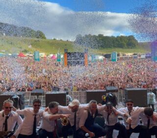 Another summer season down with my brothers @gentlemansdubclub. Thanks to all that came out. Special mention to our deep bench of super subs: @joeprice90 @_mattrobinsontpt @danieldeejjohn @benjimck1, our elite tech team @dhsoundandlight,  @ross_freeman91 and the elusive #WingNut. See you in the spring for our next headline tour! #GentlemansDubClub #SummerFestivals #UKFestivals ☀️